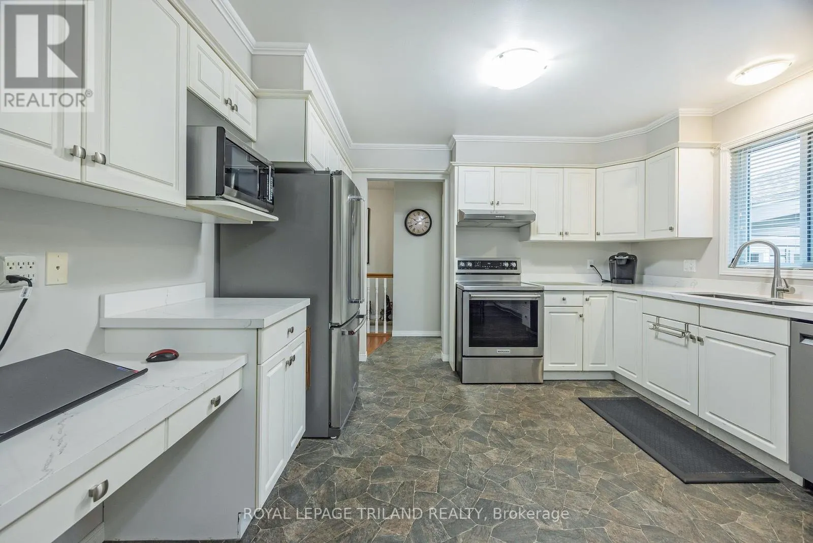 45 MC GREGOR COURT