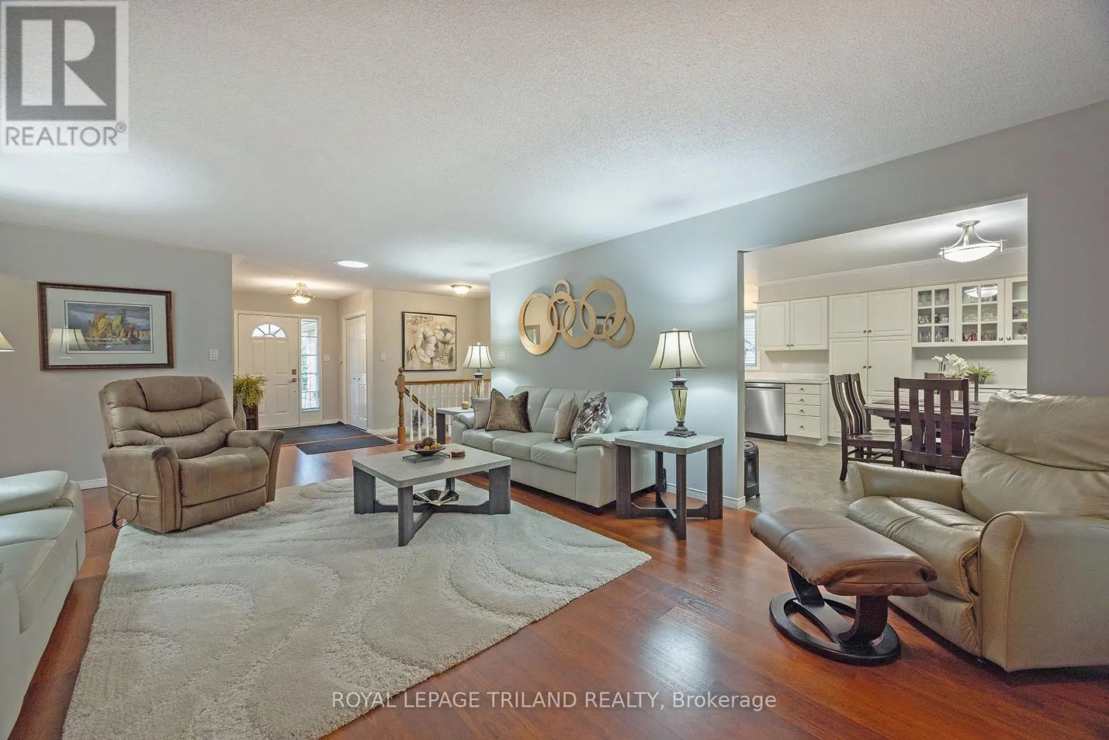 45 MC GREGOR COURT