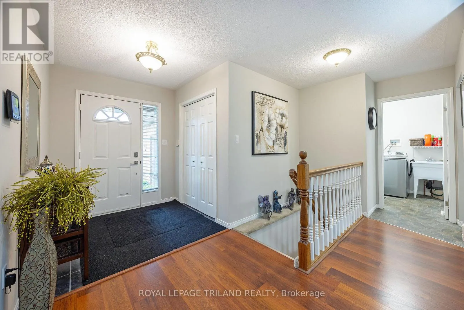 45 MC GREGOR COURT