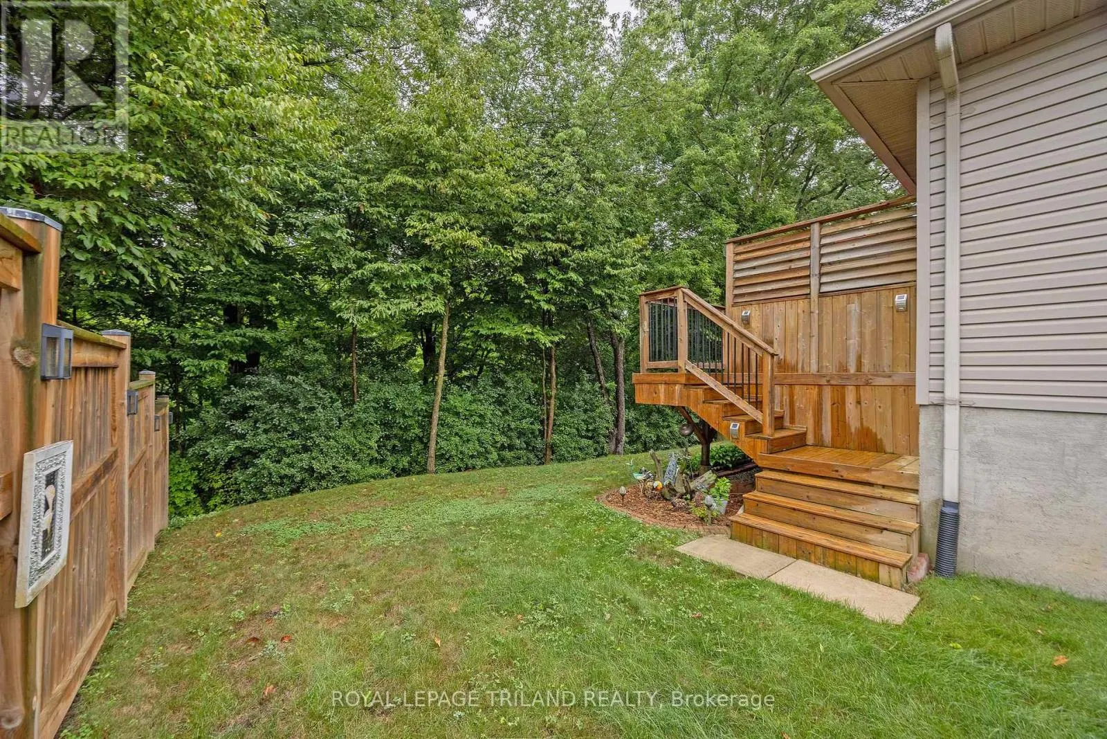 45 MC GREGOR COURT