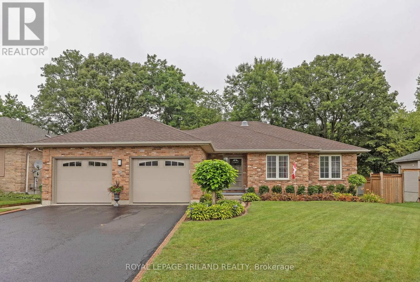 45 MC GREGOR COURT