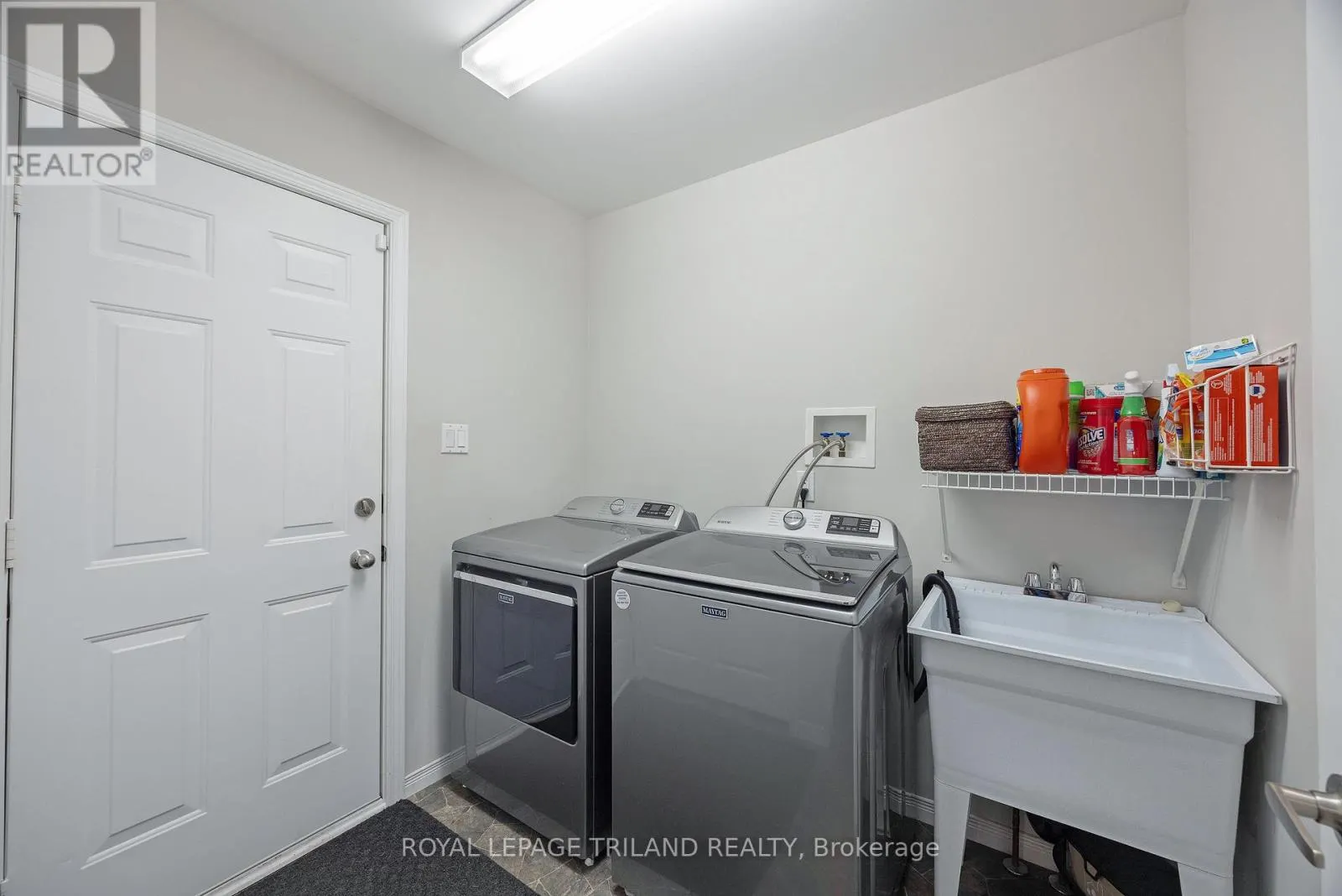 45 MC GREGOR COURT