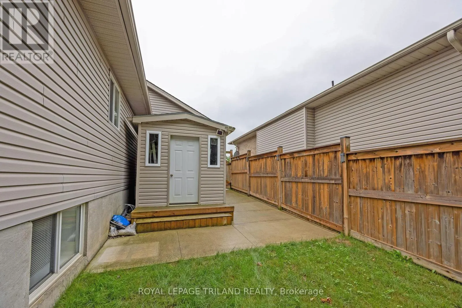 45 MC GREGOR COURT