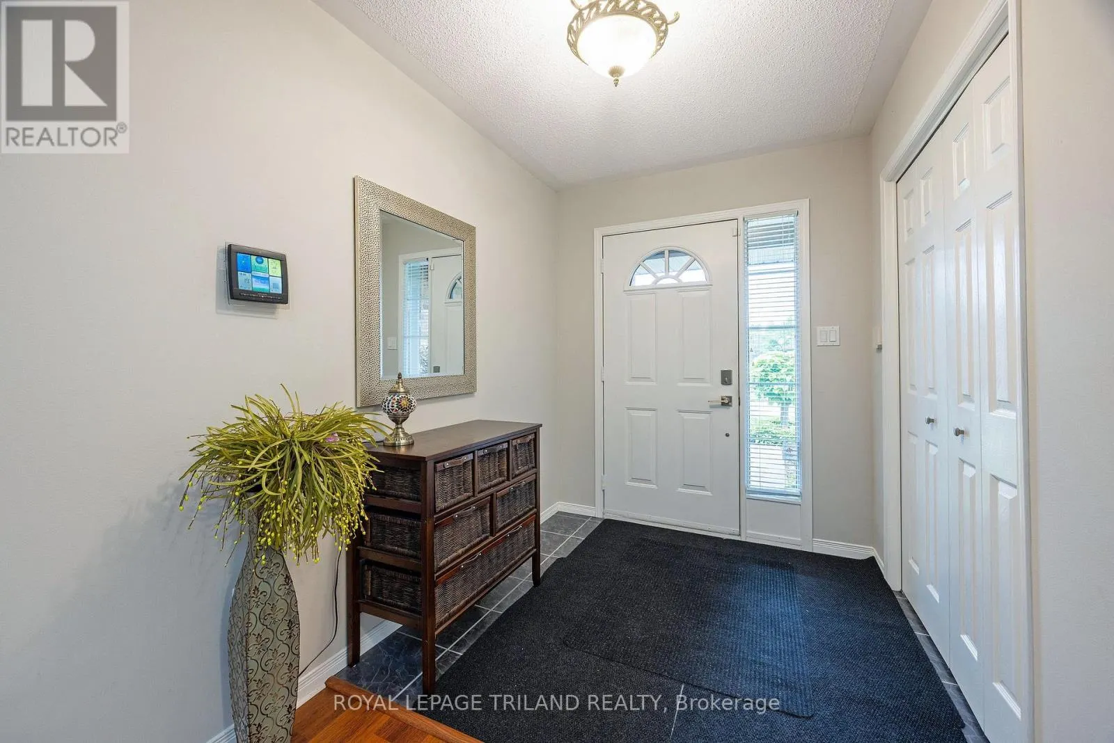 45 MC GREGOR COURT