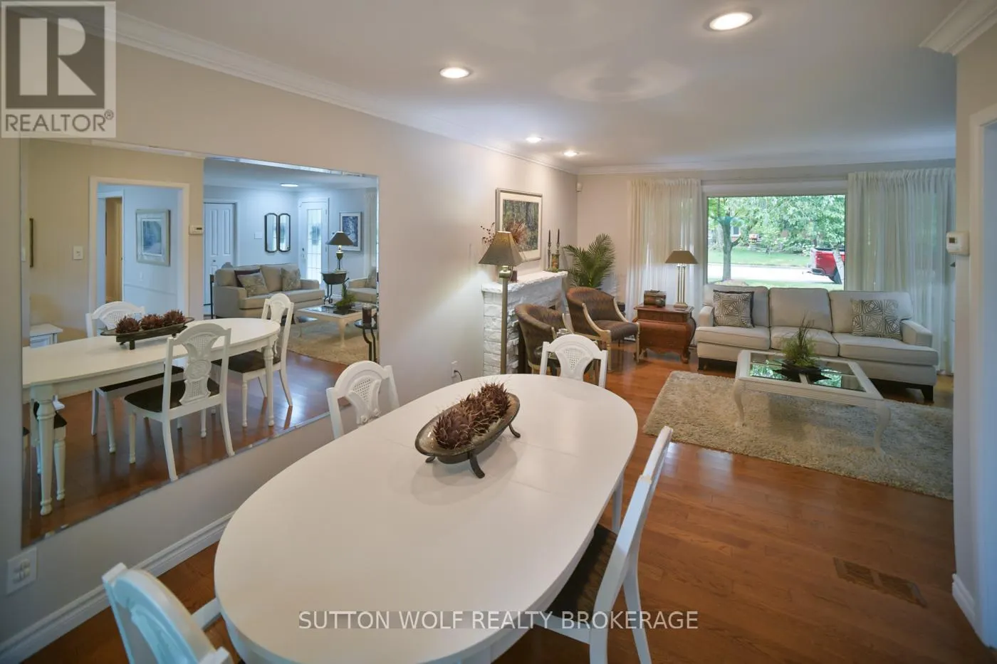 679 HEADLEY DRIVE