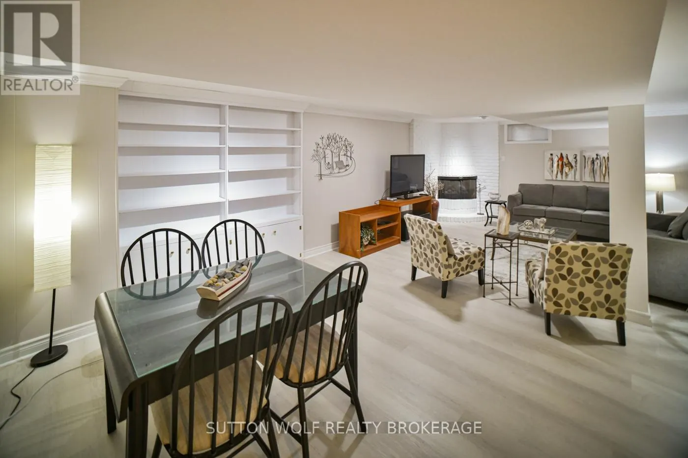 679 HEADLEY DRIVE