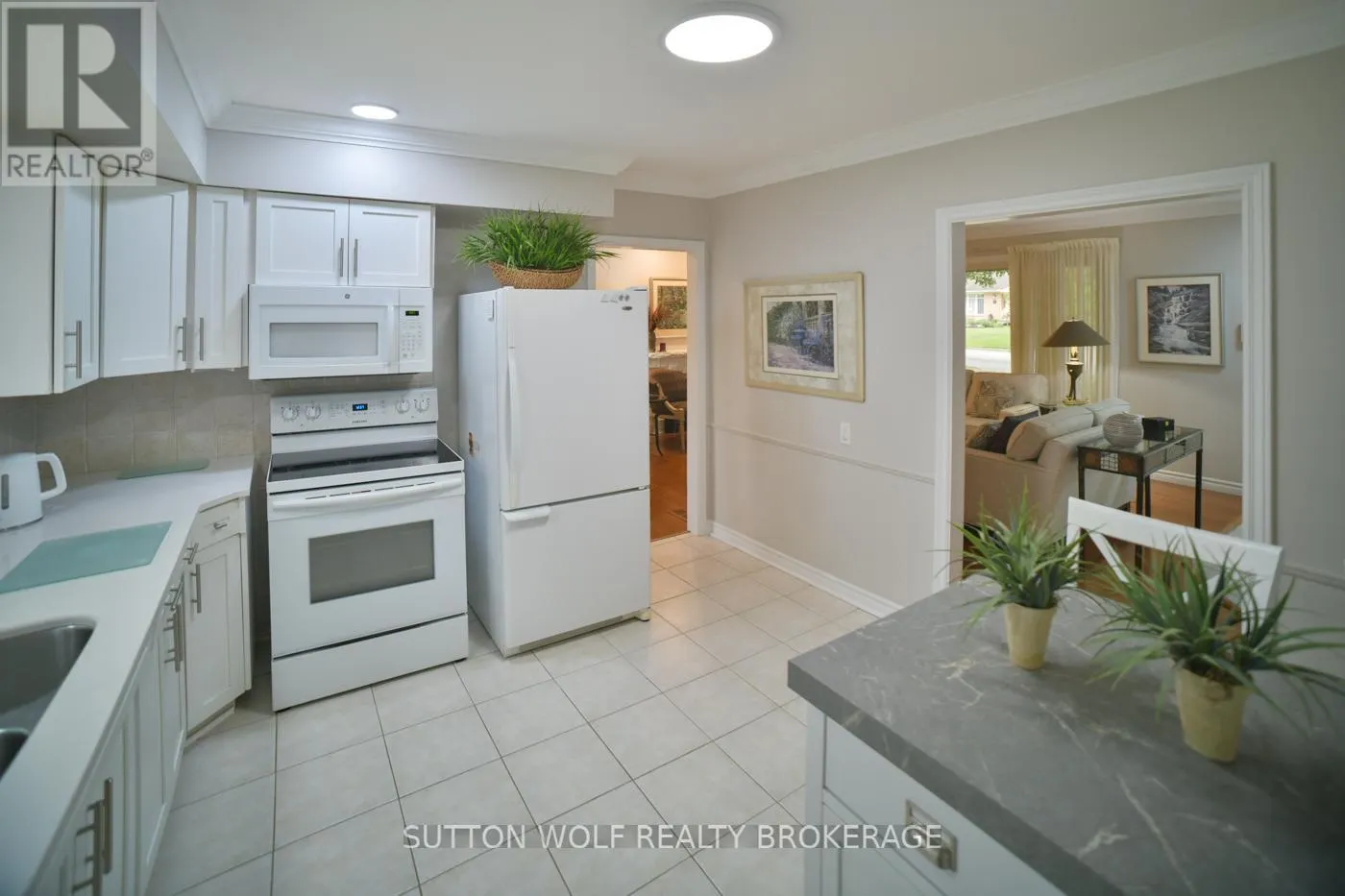 679 HEADLEY DRIVE