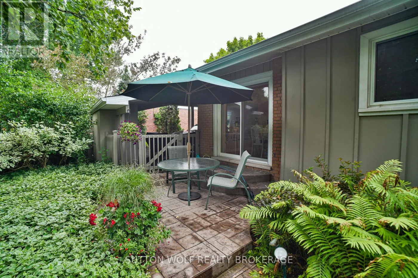 679 HEADLEY DRIVE