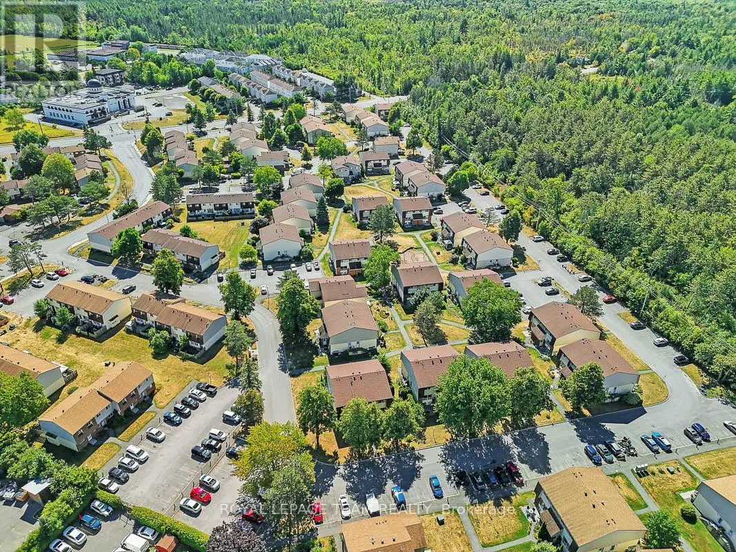 C - 9 FORESTER CRESCENT