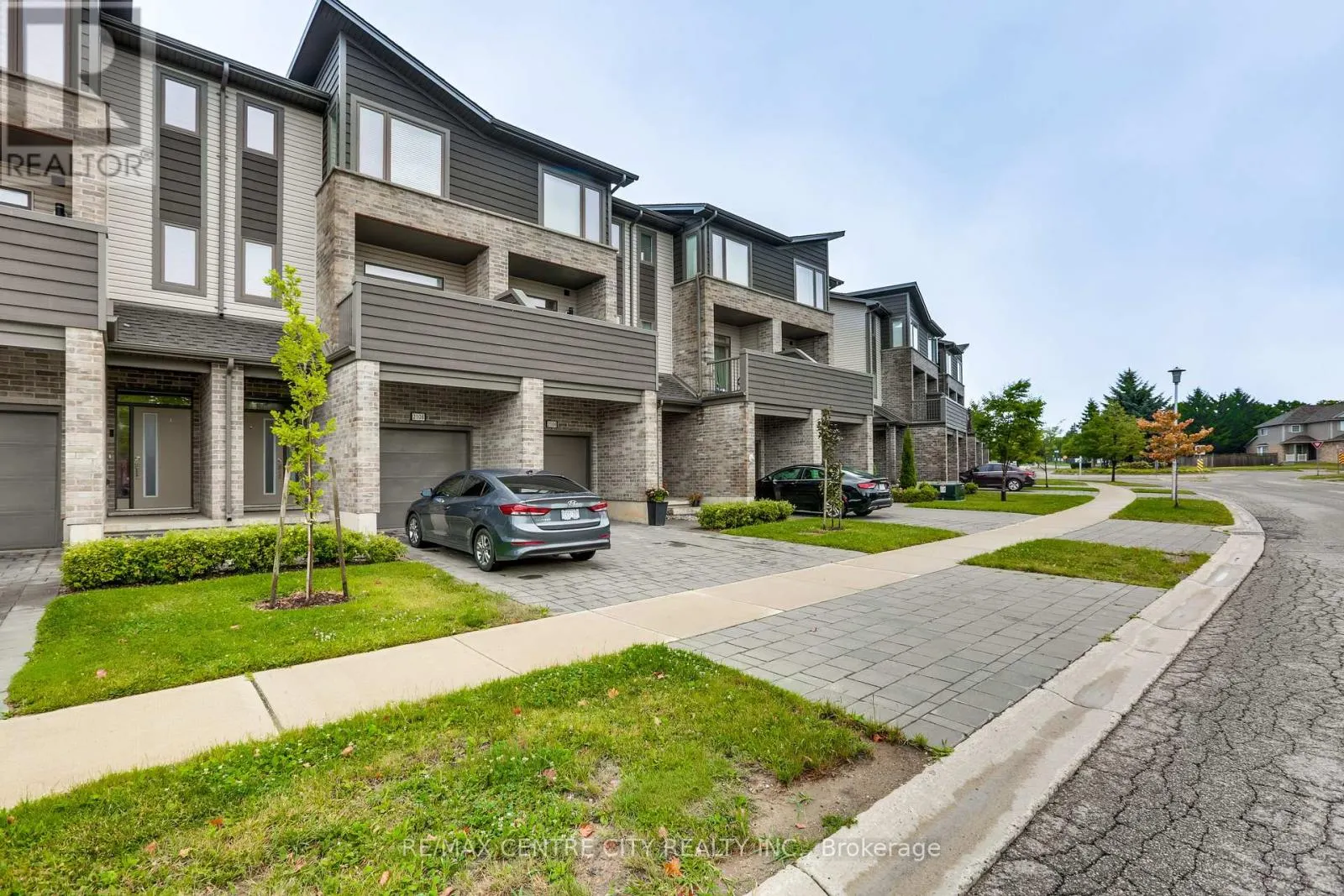 2104 MEADOWGATE BOULEVARD