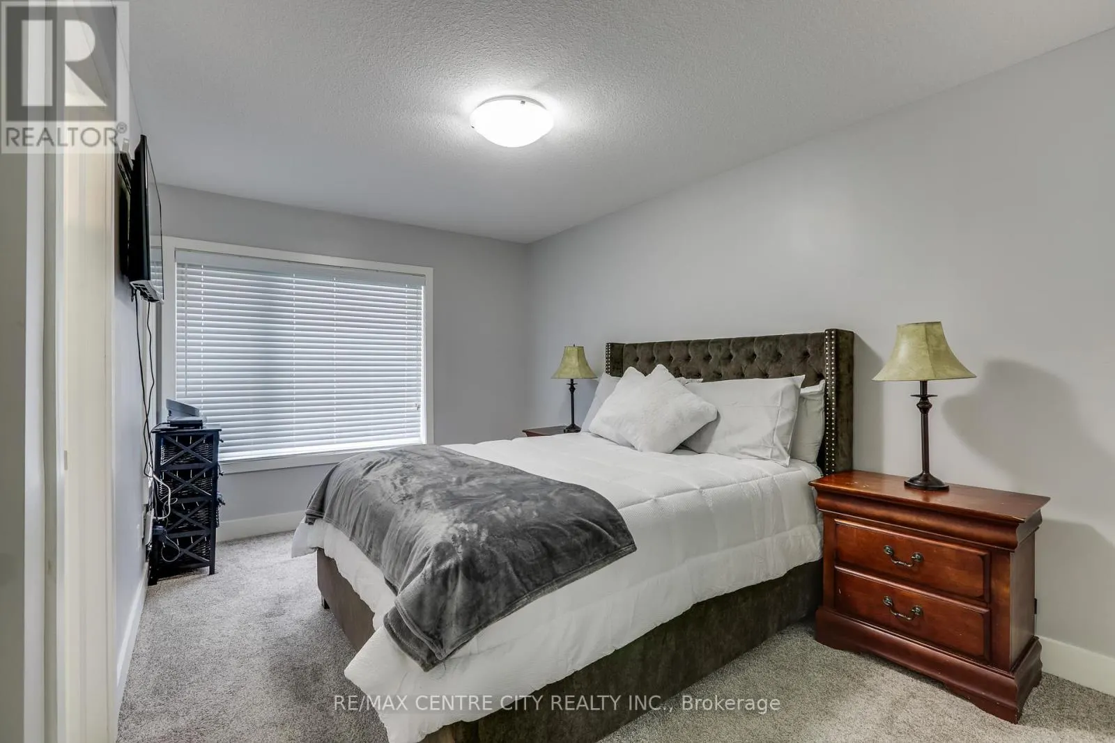 2104 MEADOWGATE BOULEVARD