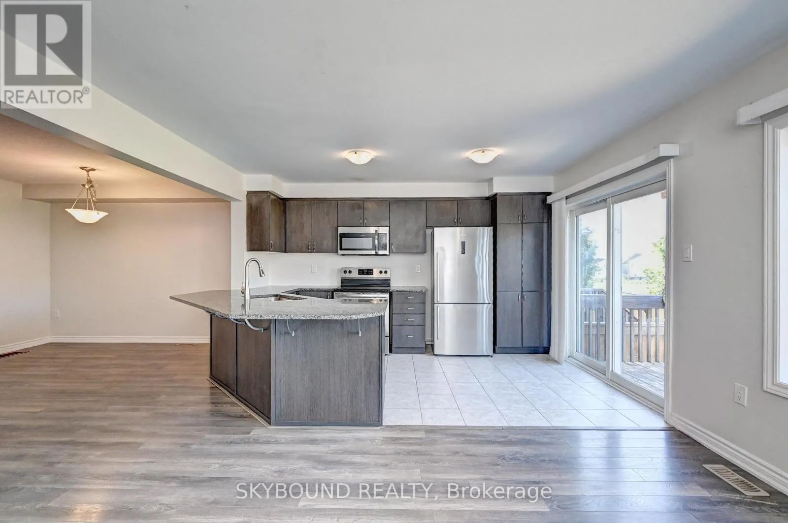 216 WATERBROOK LANE