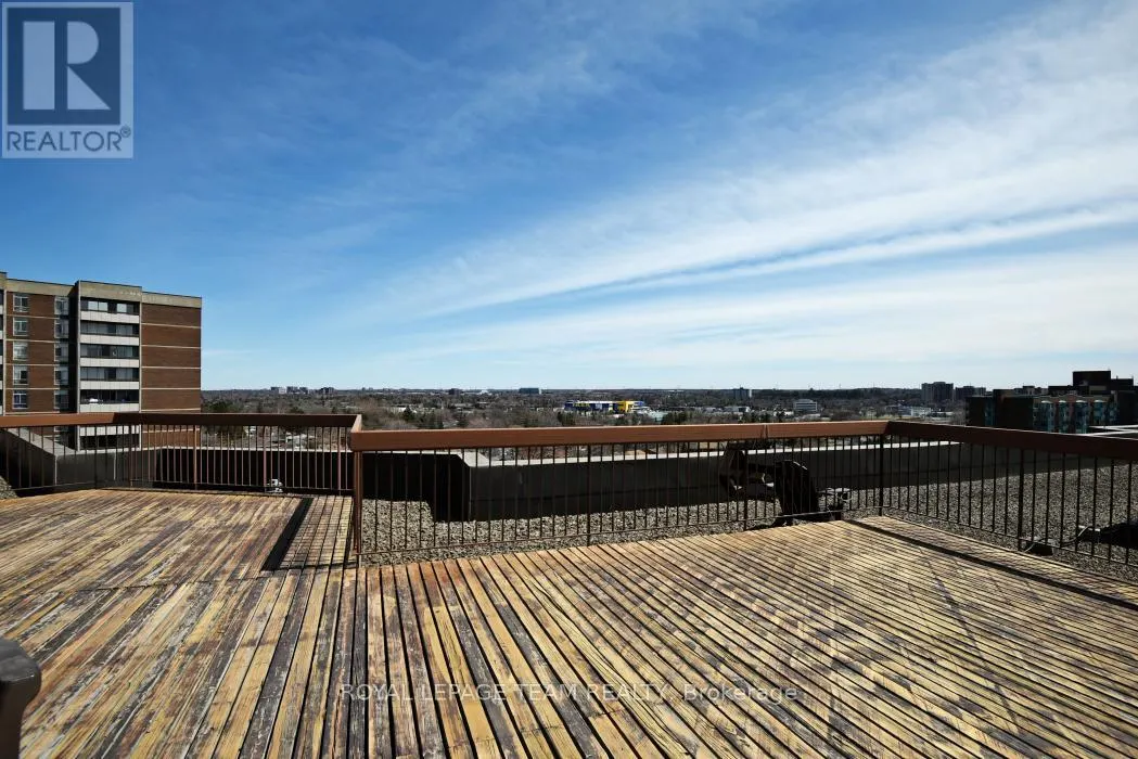 904 - 2871 RICHMOND ROAD