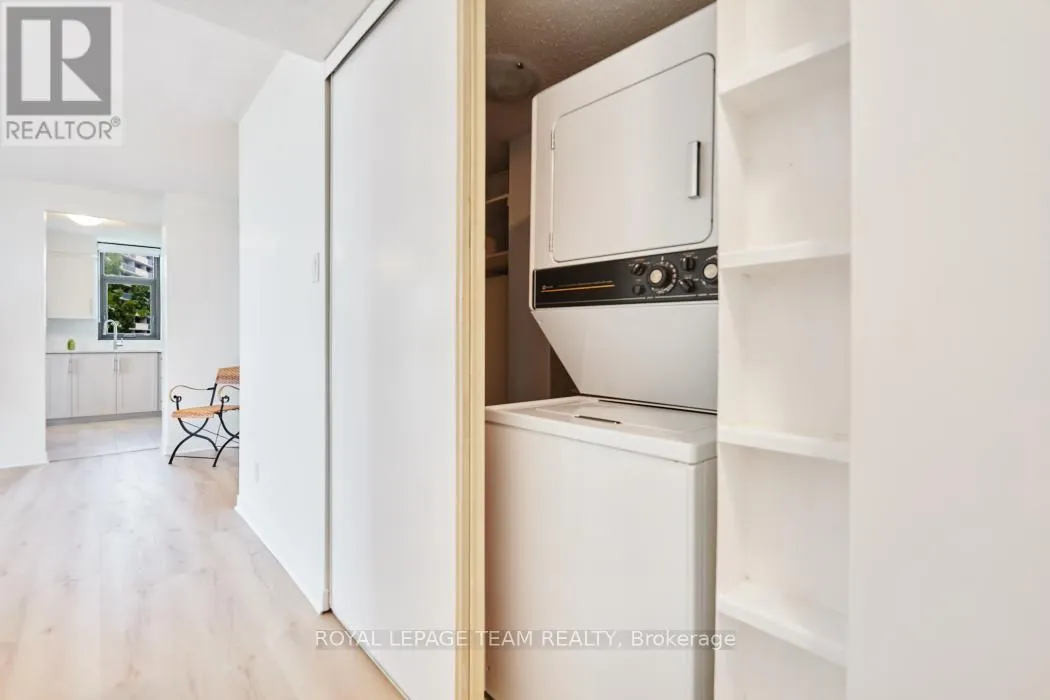 904 - 2871 RICHMOND ROAD