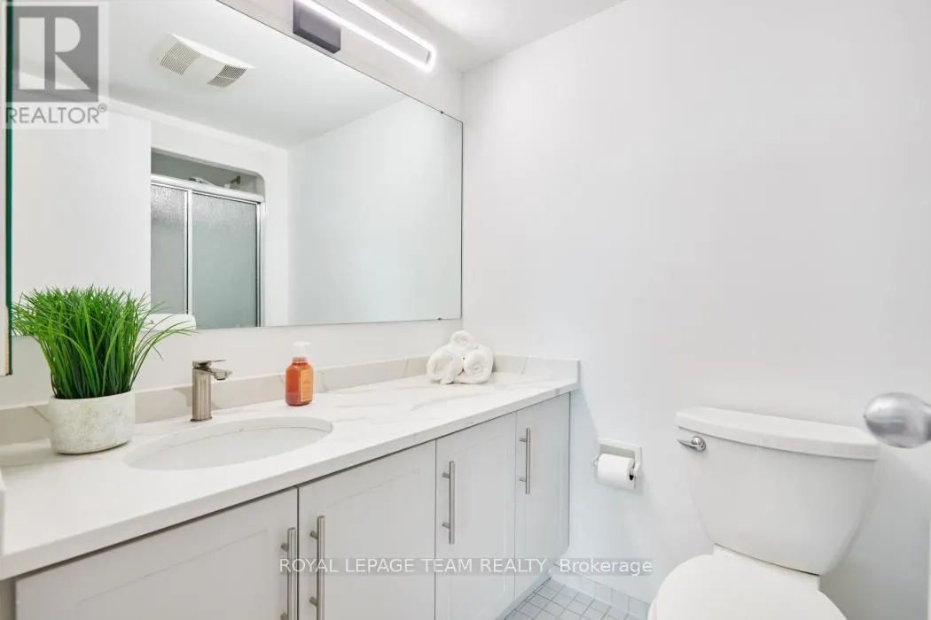 904 - 2871 RICHMOND ROAD