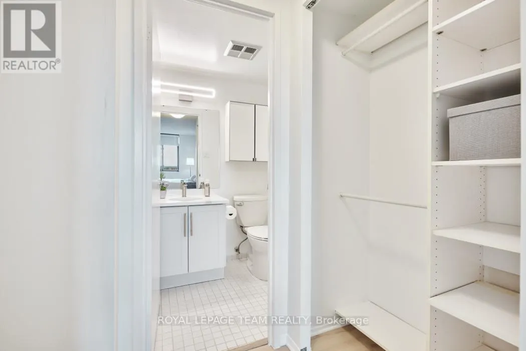 904 - 2871 RICHMOND ROAD