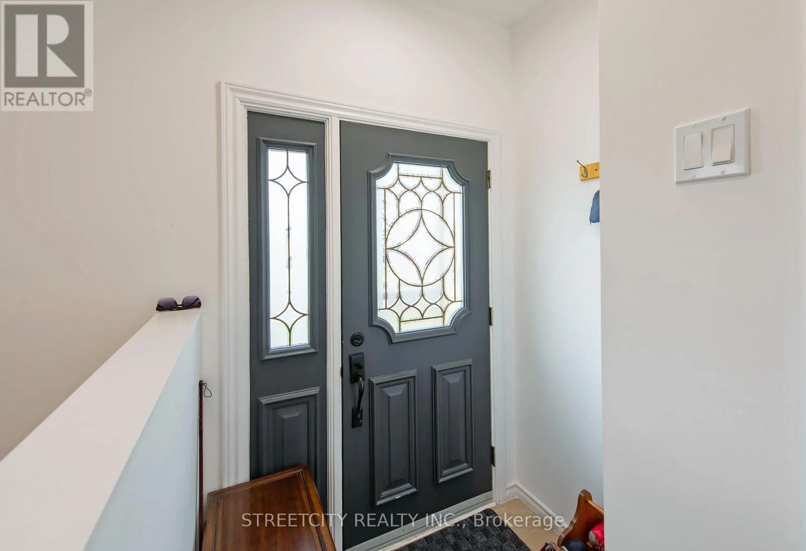 69 ALAYNE CRESCENT