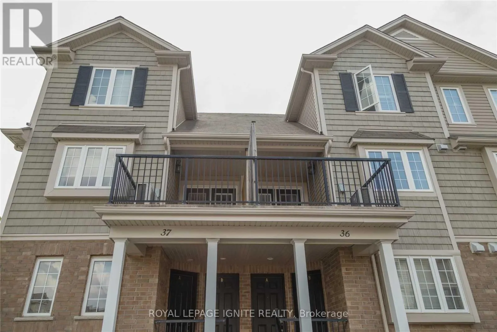 36B - 15 CARERE CRESCENT