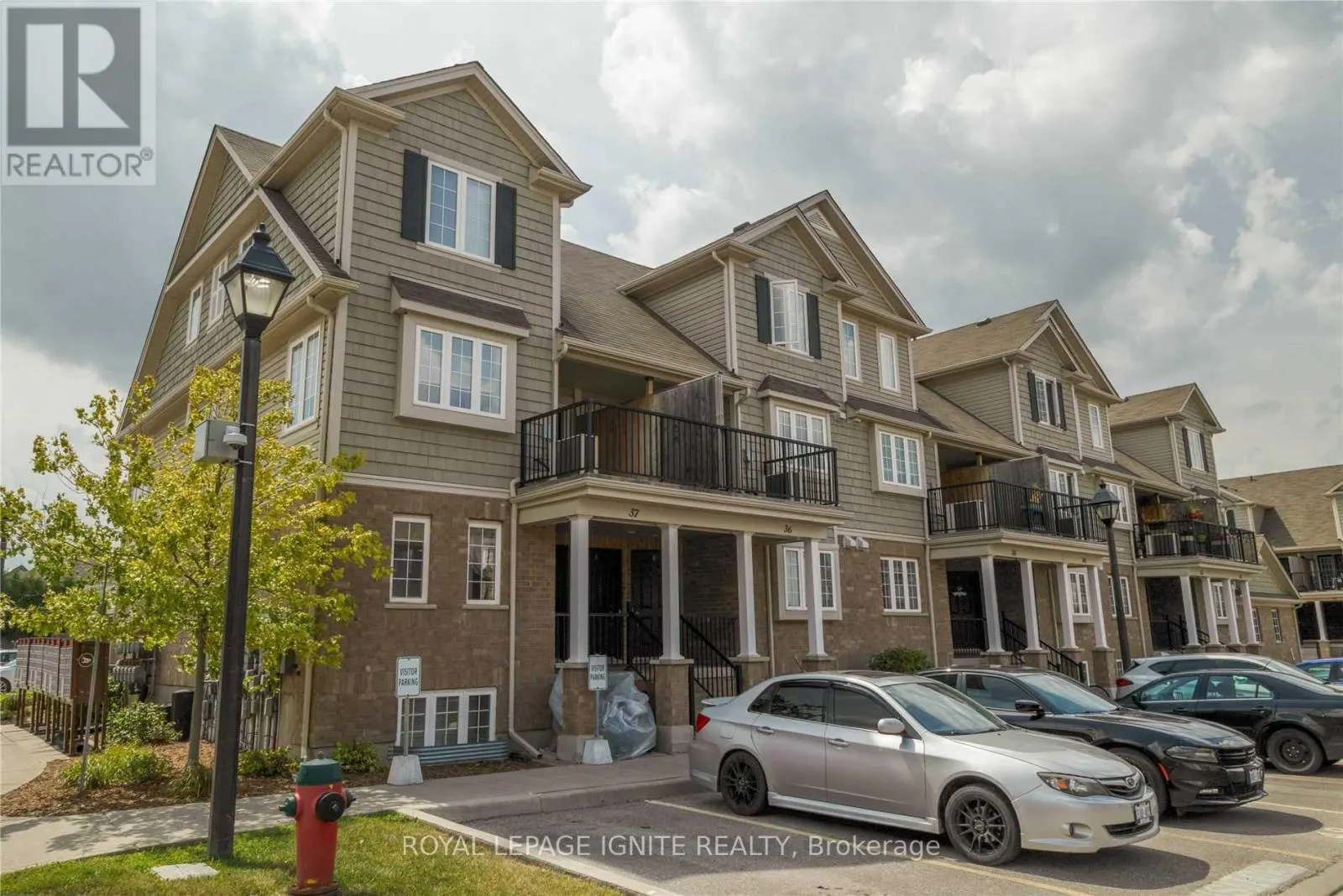 36B - 15 CARERE CRESCENT