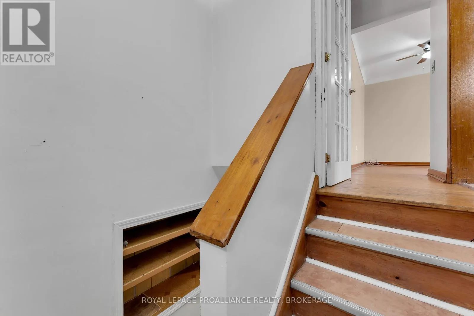 190 CONACHER DRIVE