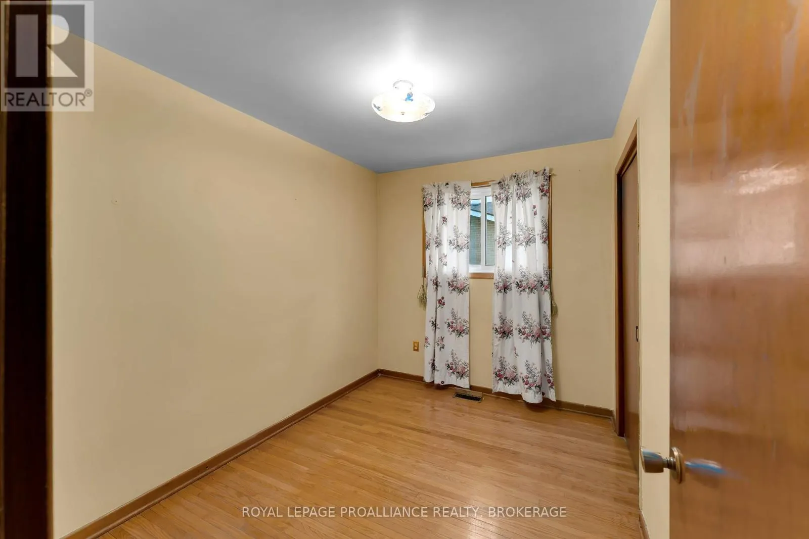 190 CONACHER DRIVE