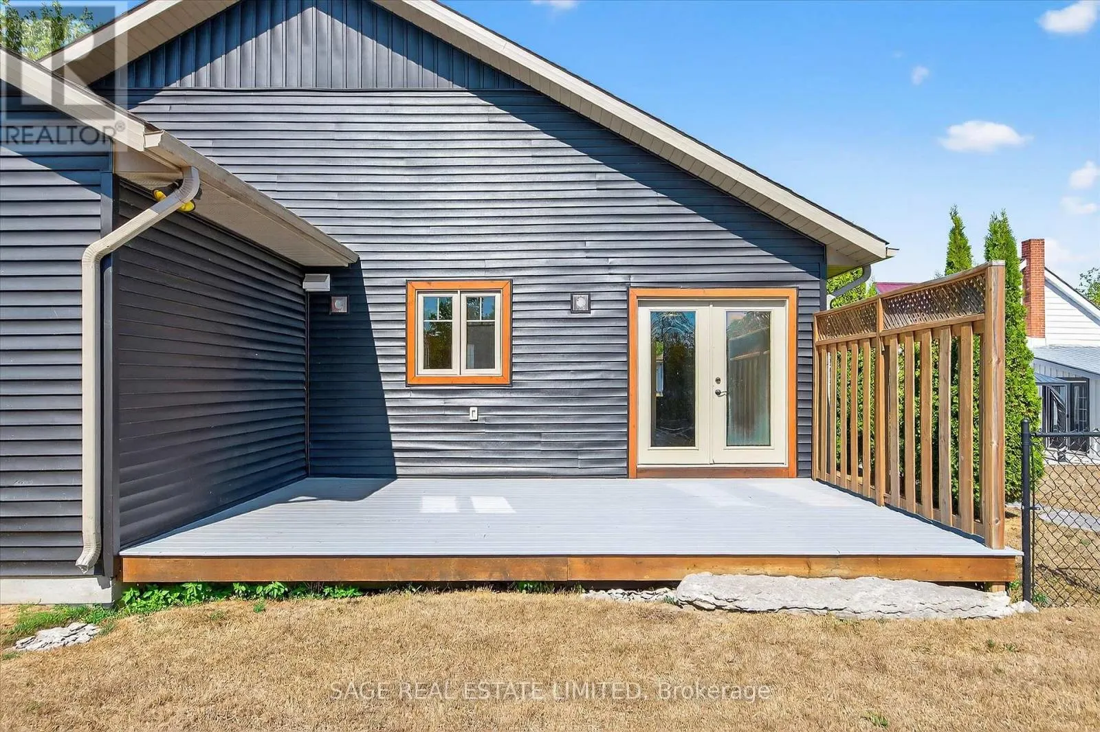 69 HELEN STREET