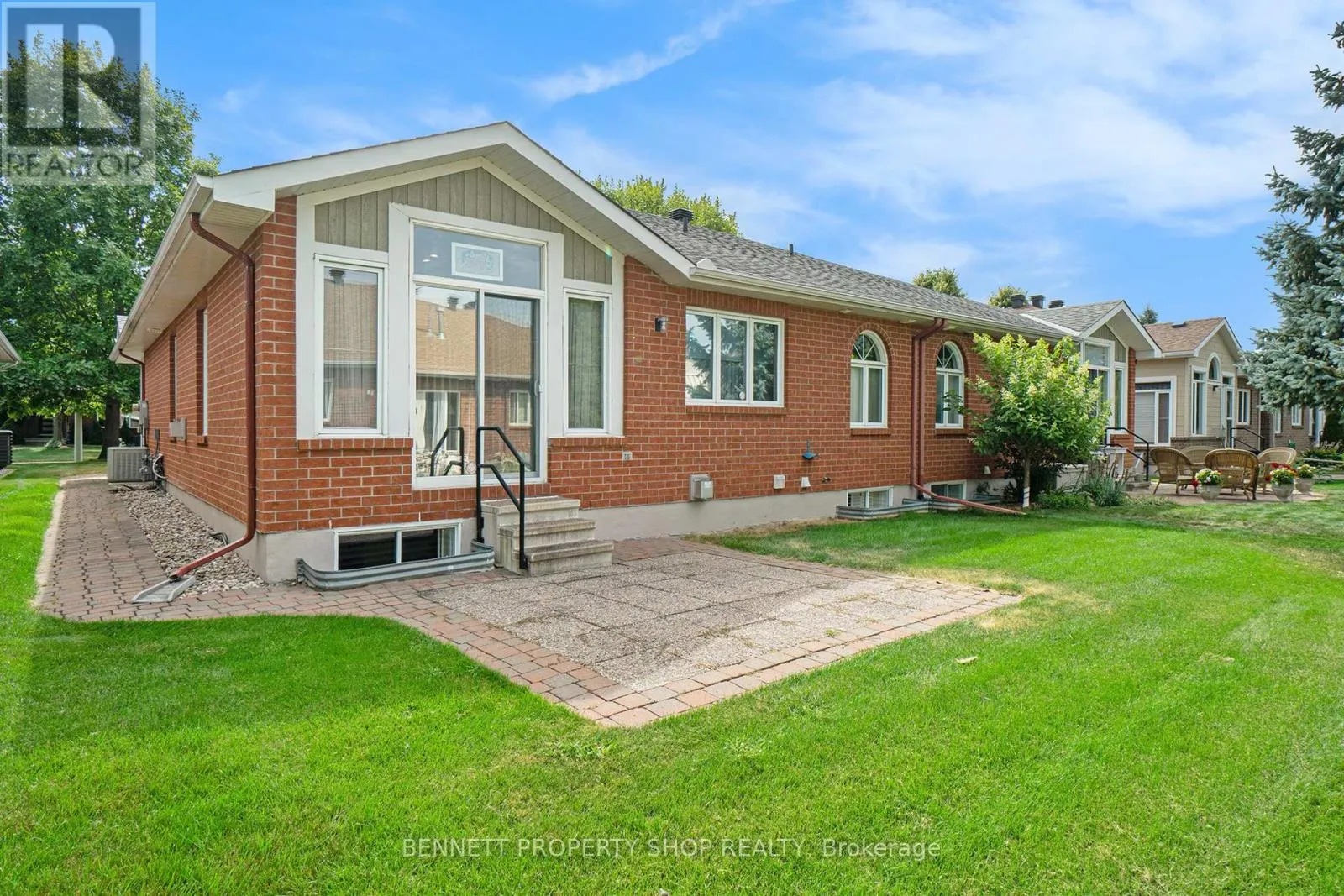 813 HOT SPRINGS WAY