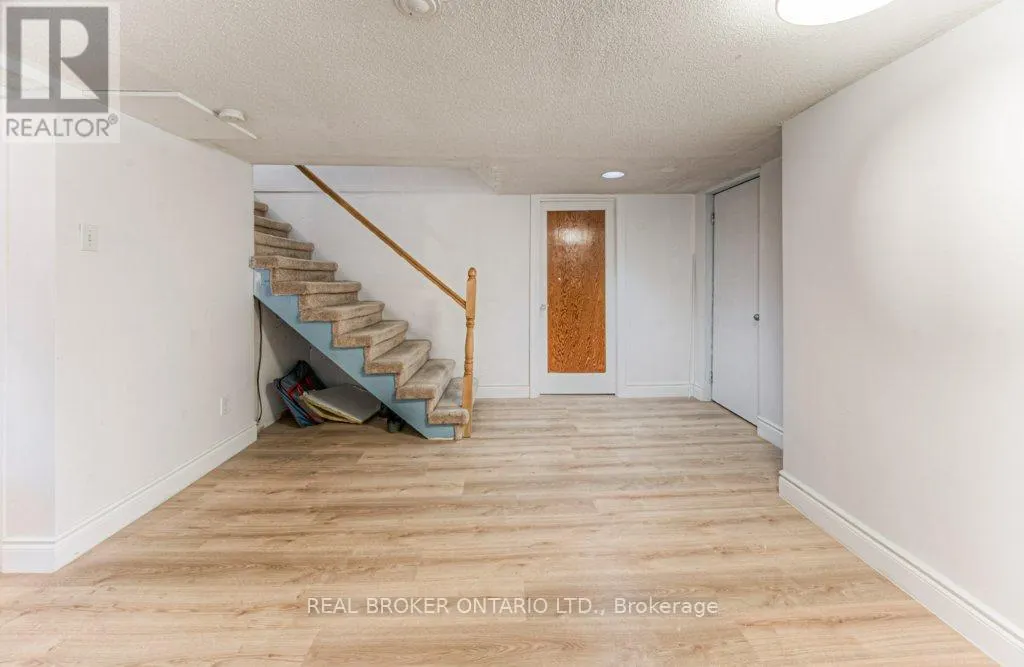 76 BRENTWOOD AVENUE
