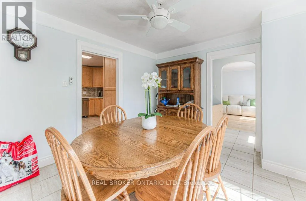76 BRENTWOOD AVENUE