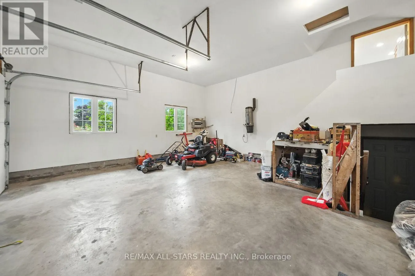 145 FINGERBOARD ROAD