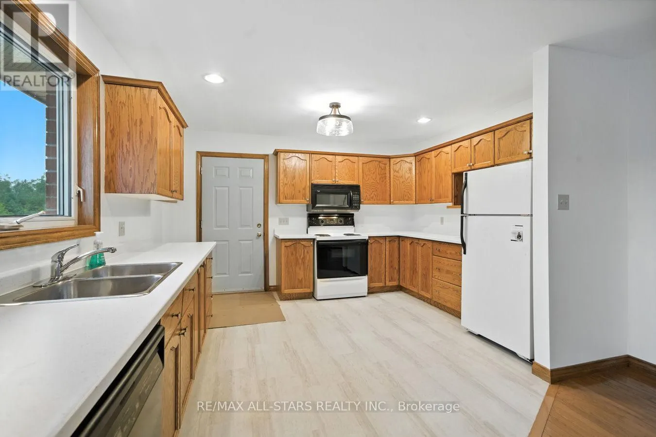 145 FINGERBOARD ROAD