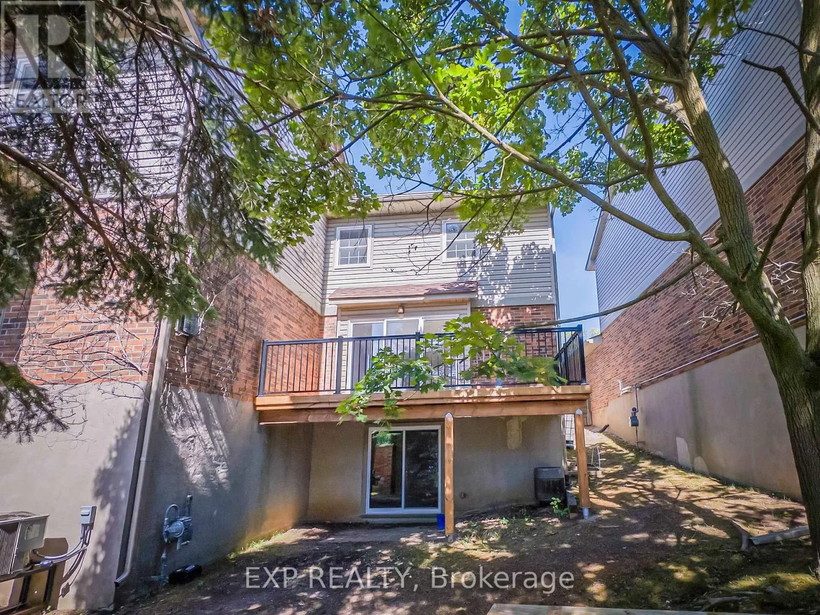 8 - 250 KEATS WAY
