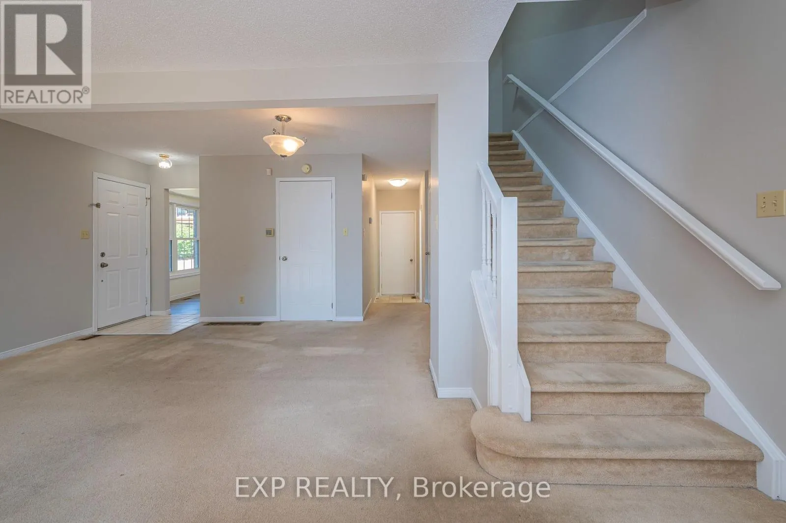 8 - 250 KEATS WAY