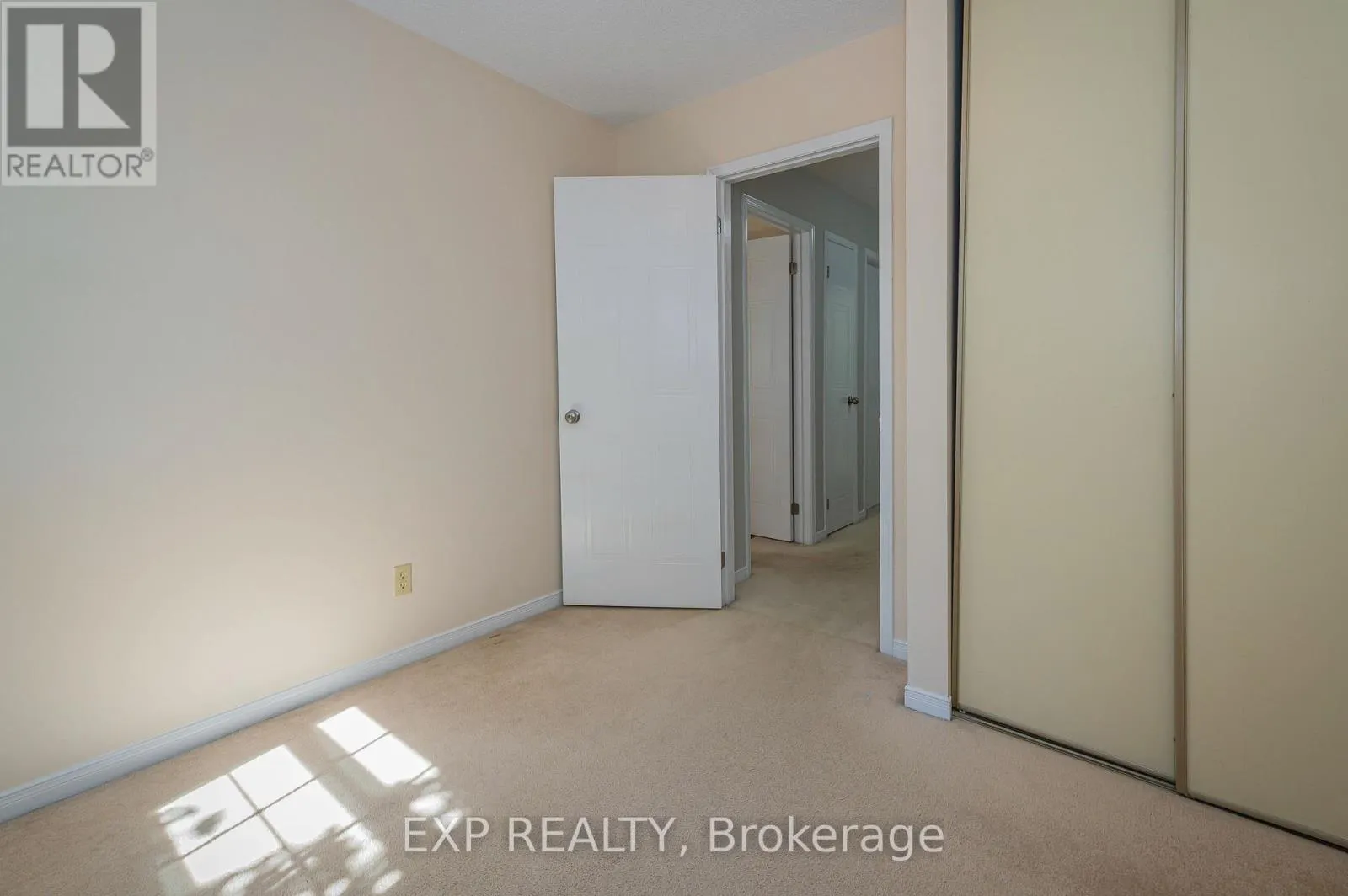 8 - 250 KEATS WAY