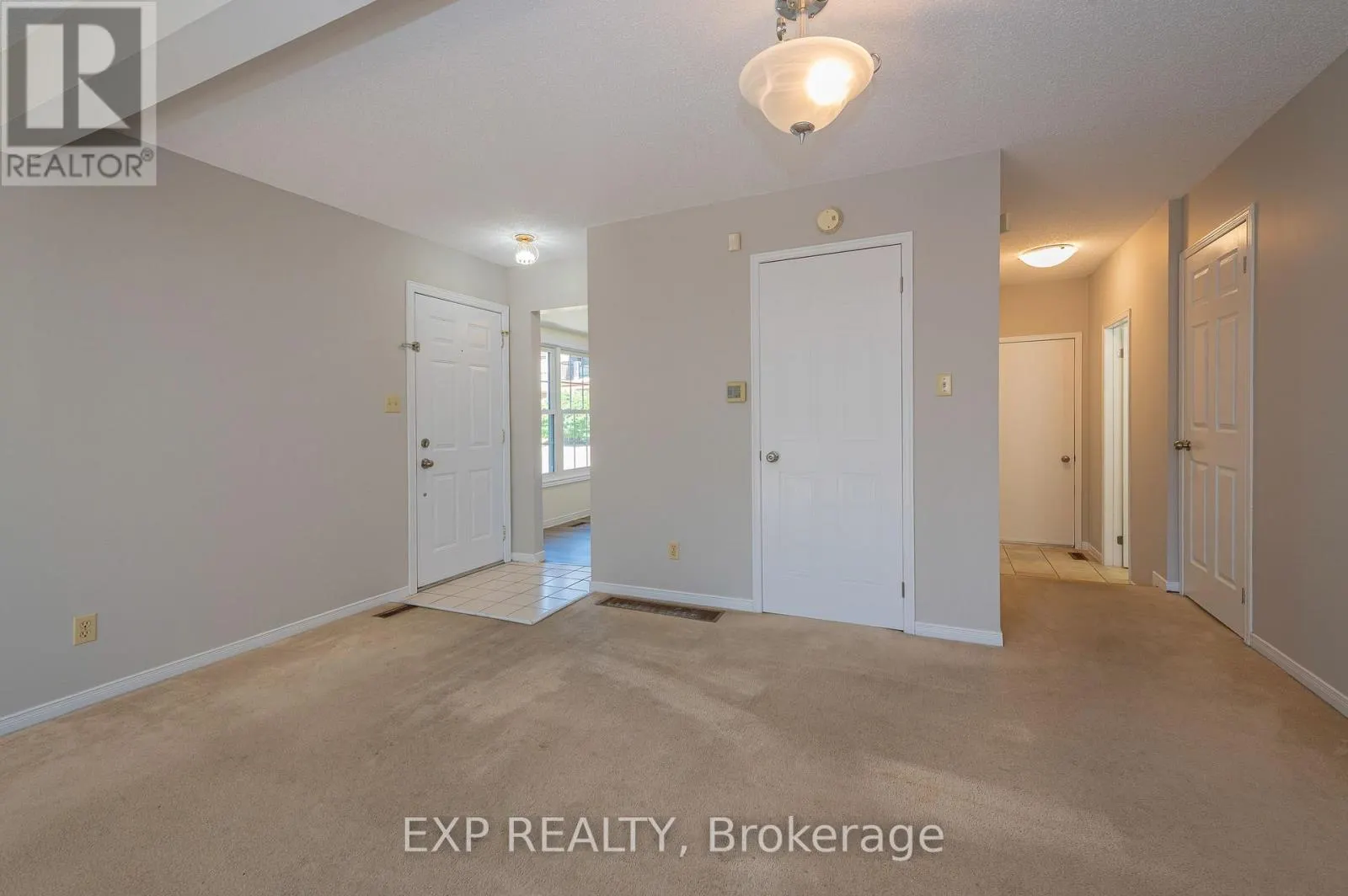 8 - 250 KEATS WAY
