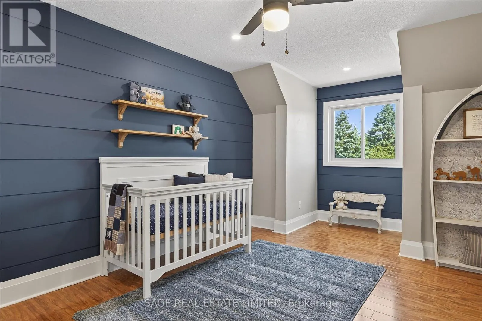 19 CEDARTREE LANE