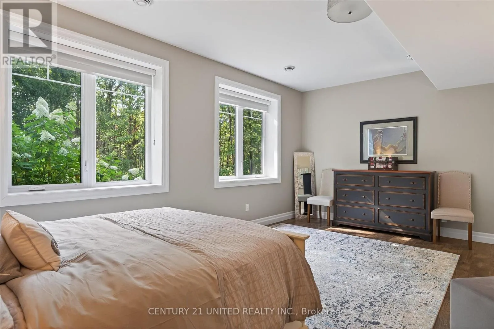 2 MITCHELL CRESCENT