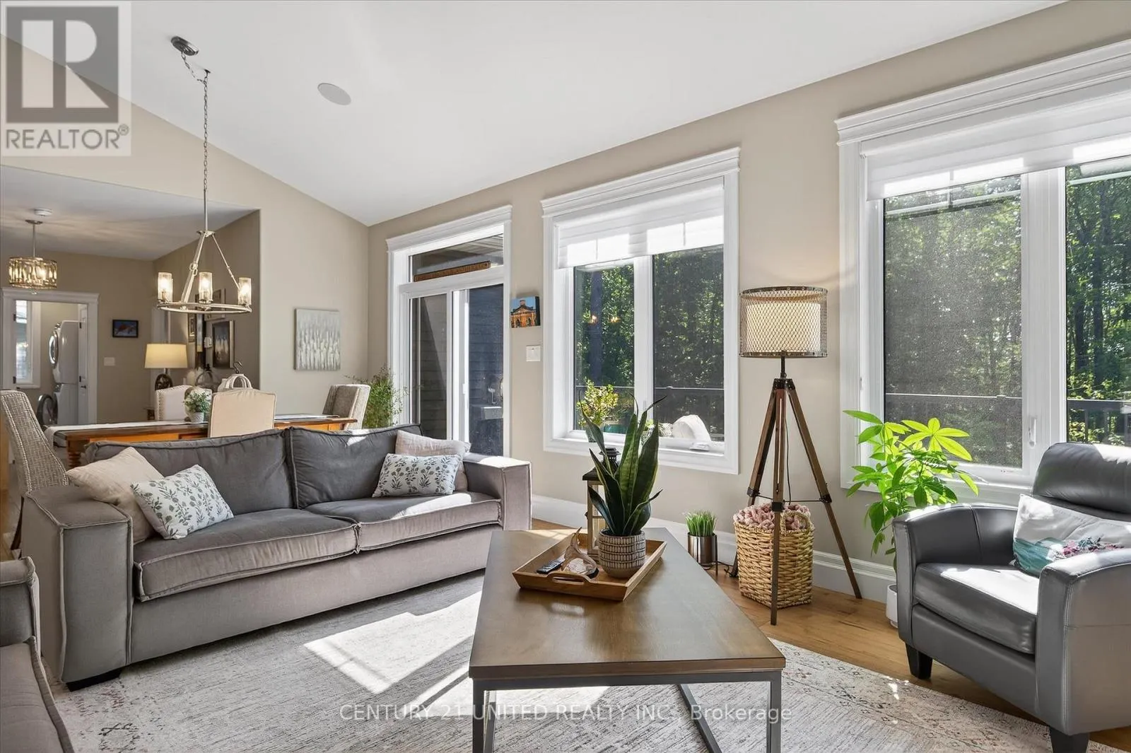 2 MITCHELL CRESCENT