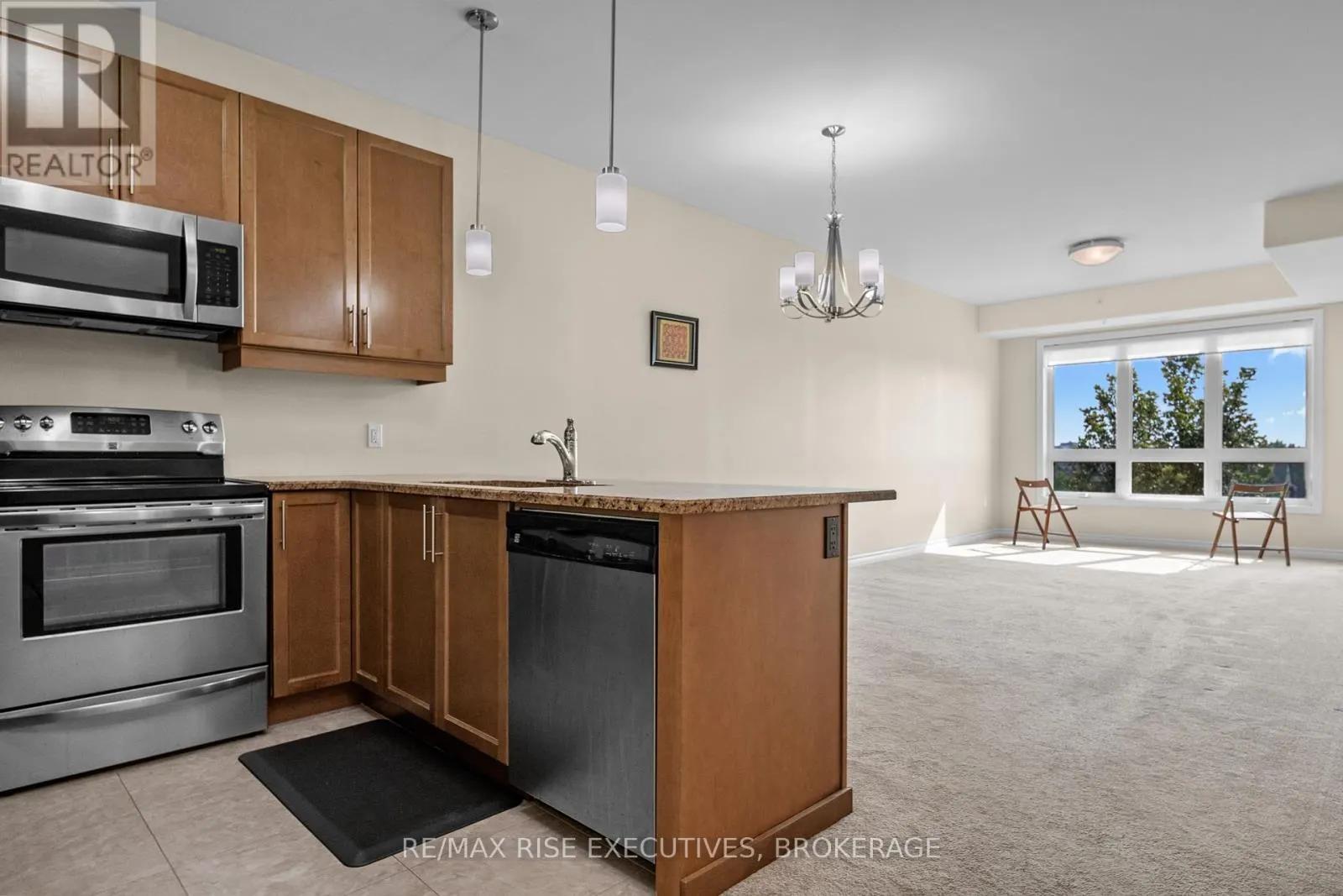 310 - 740 AUGUSTA DRIVE, #310