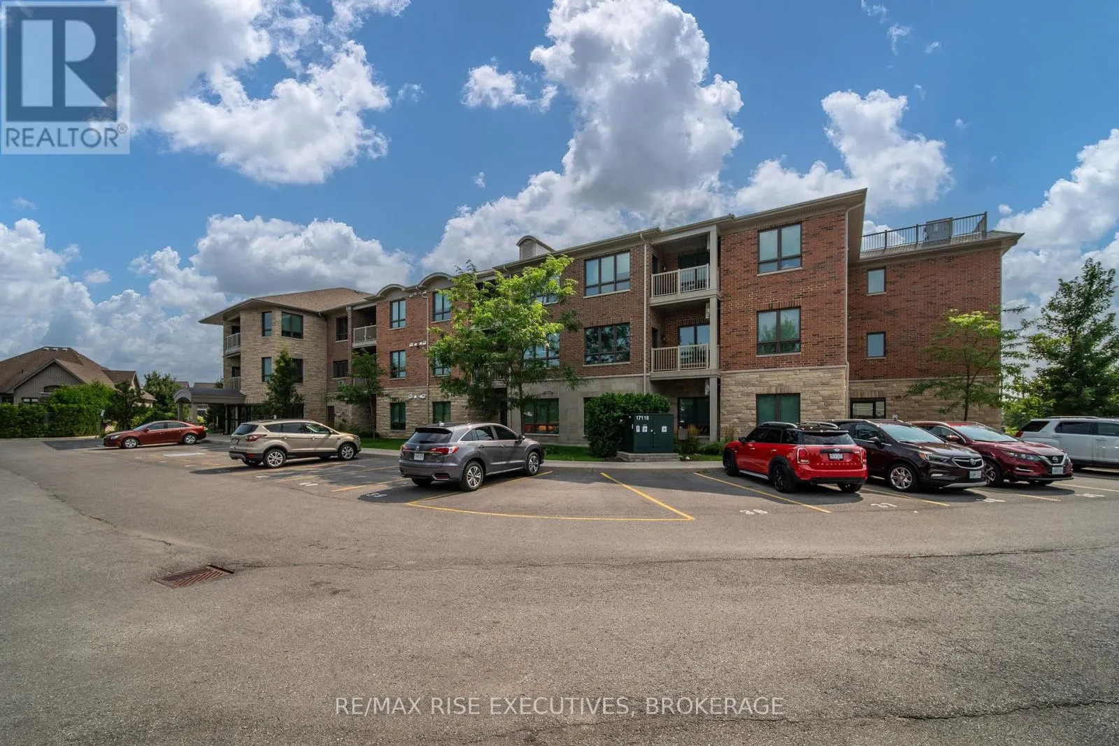 310 - 740 AUGUSTA DRIVE, #310
