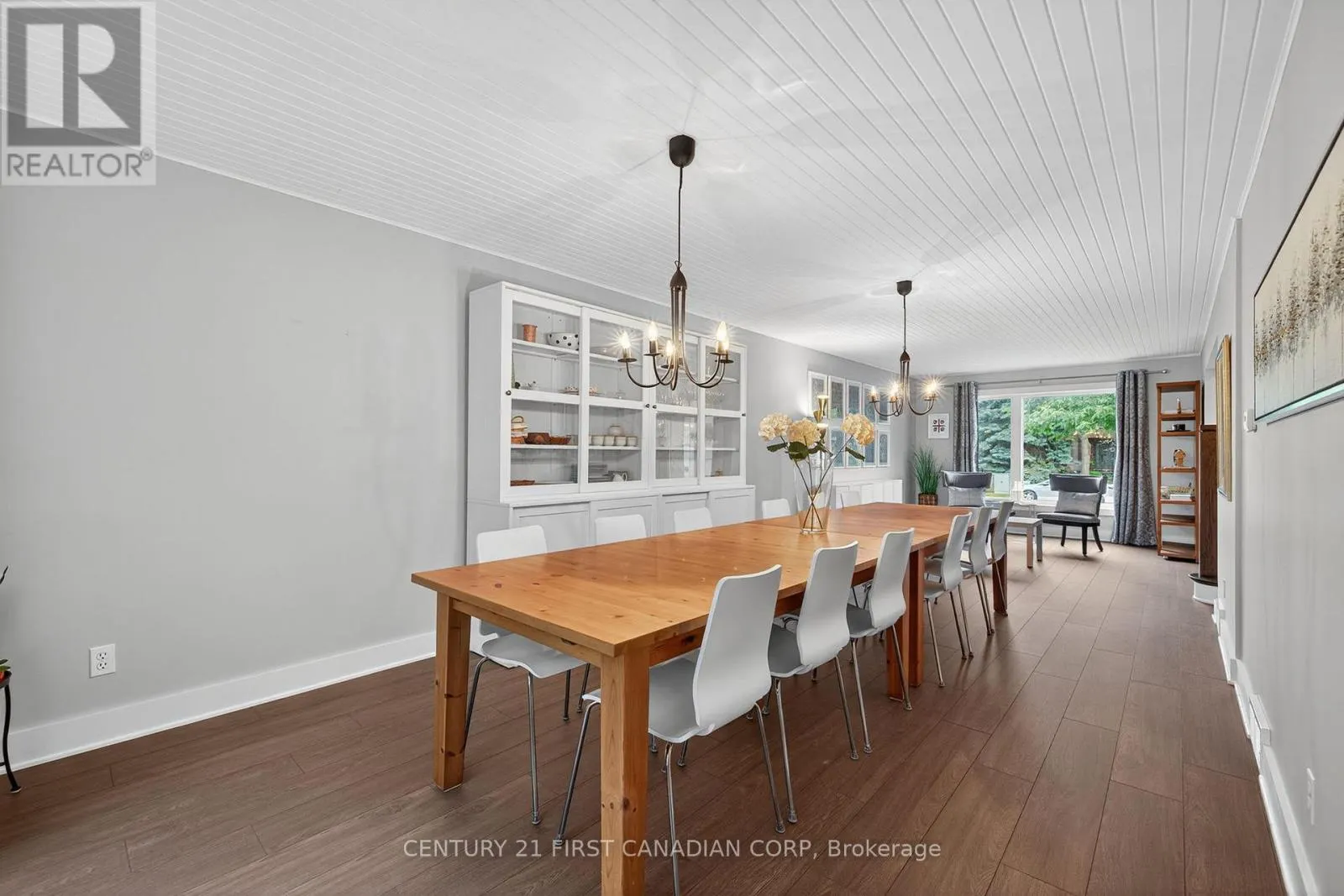 311 AMBLESIDE DRIVE