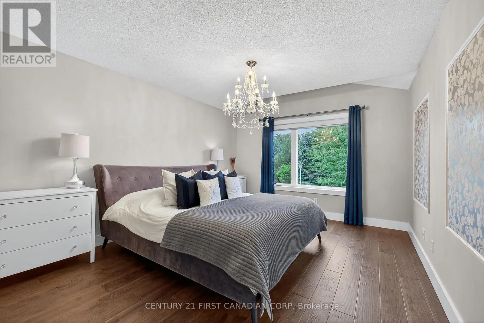 311 AMBLESIDE DRIVE