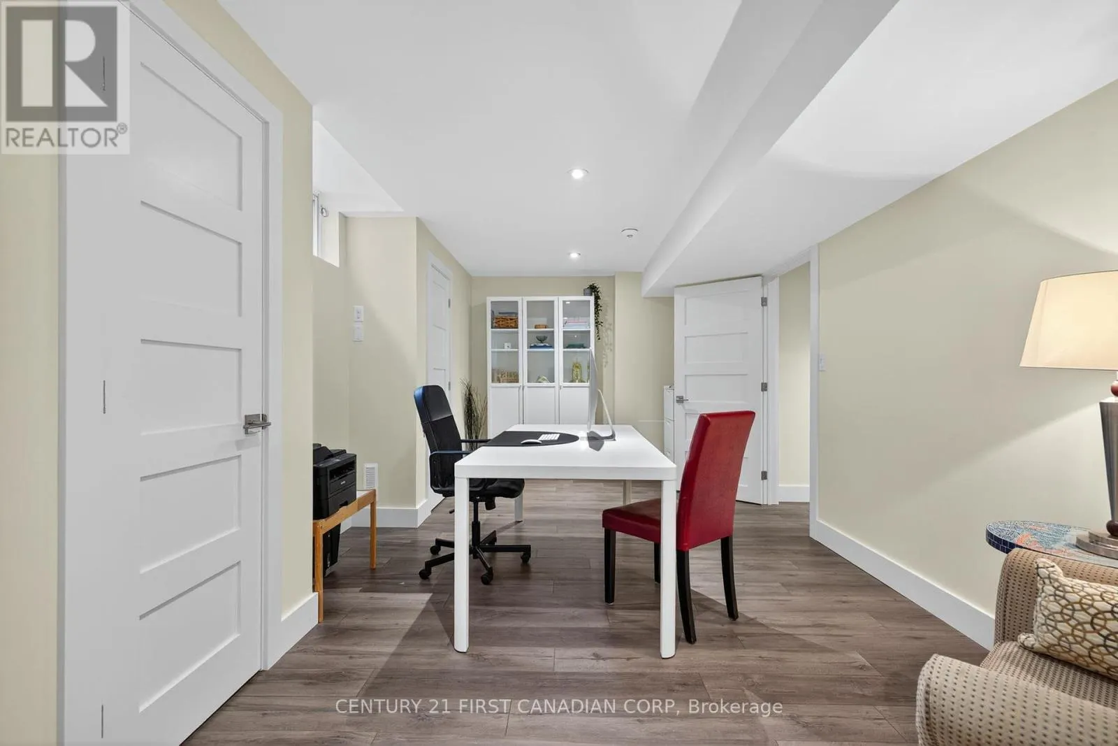 311 AMBLESIDE DRIVE