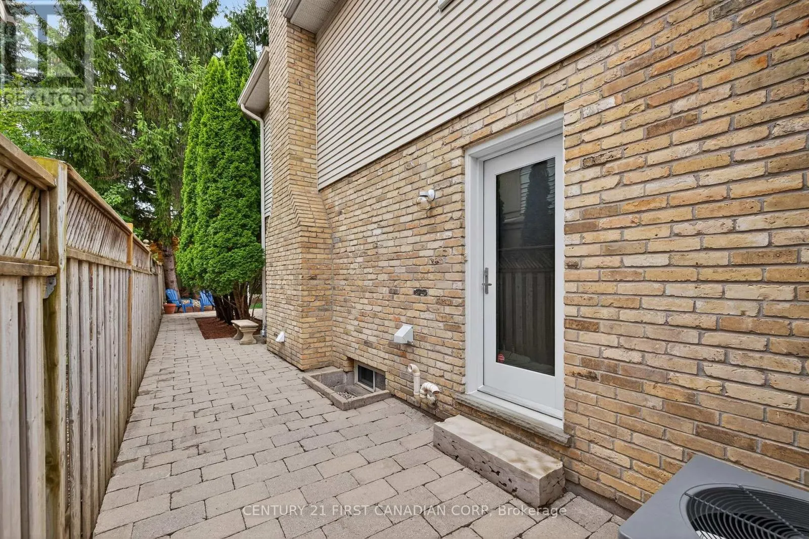311 AMBLESIDE DRIVE