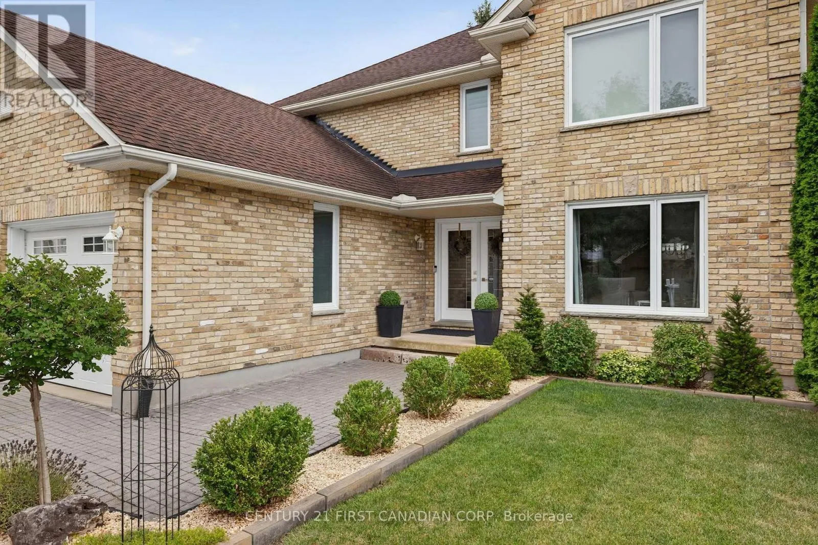 311 AMBLESIDE DRIVE