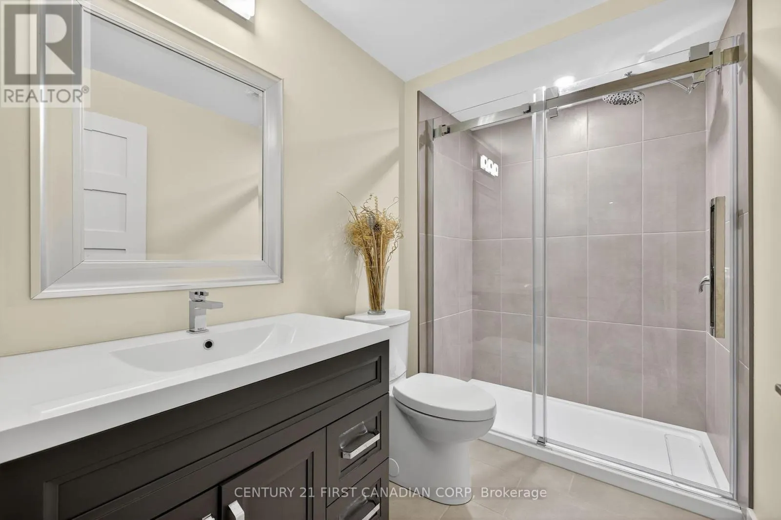311 AMBLESIDE DRIVE