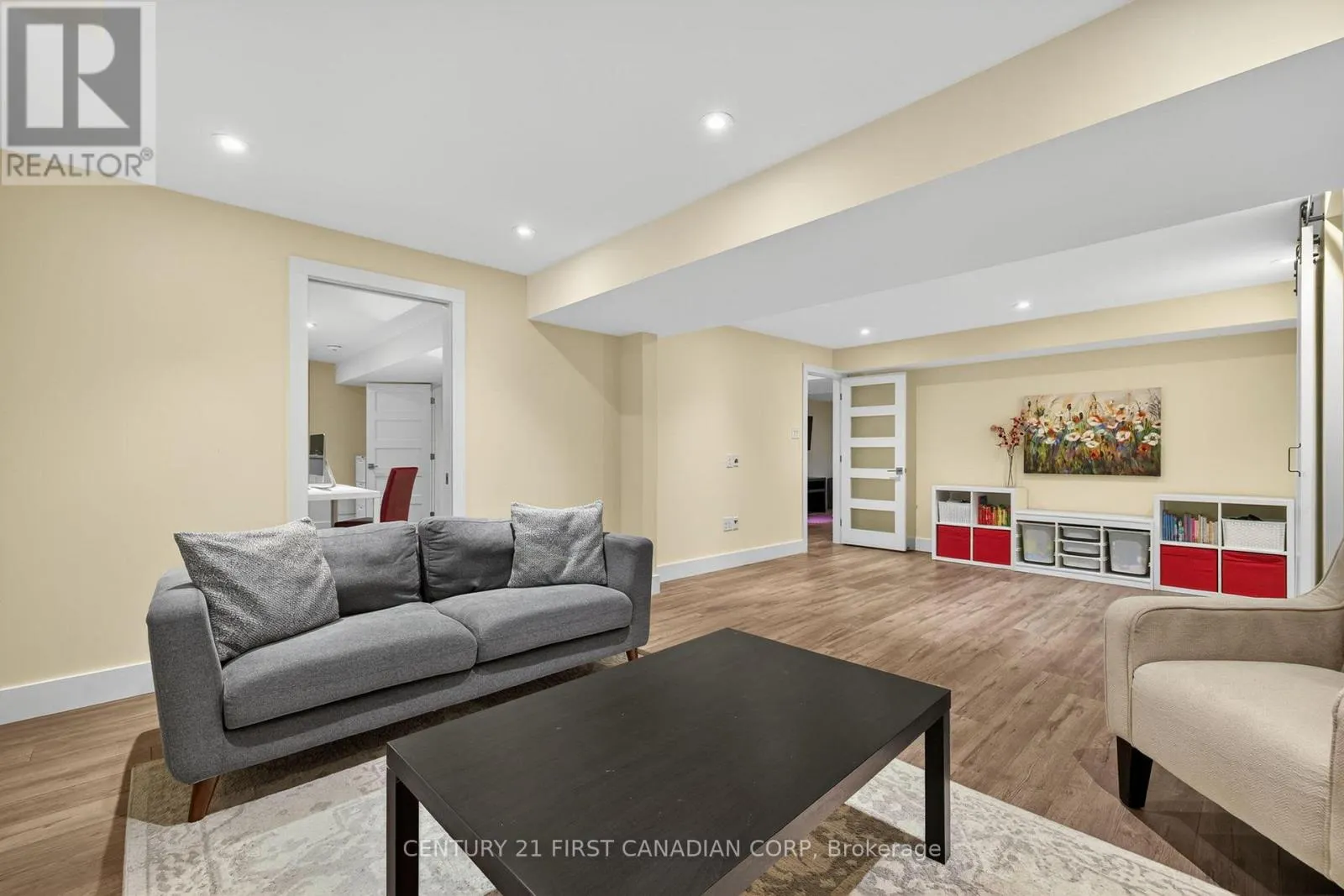311 AMBLESIDE DRIVE