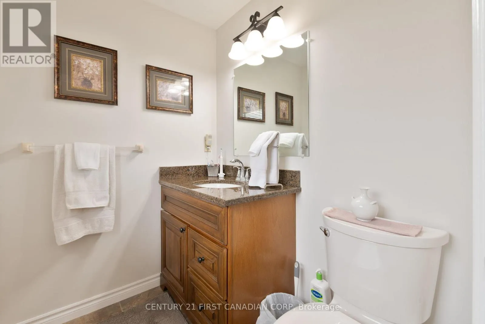 340 CANTERBURY PLACE