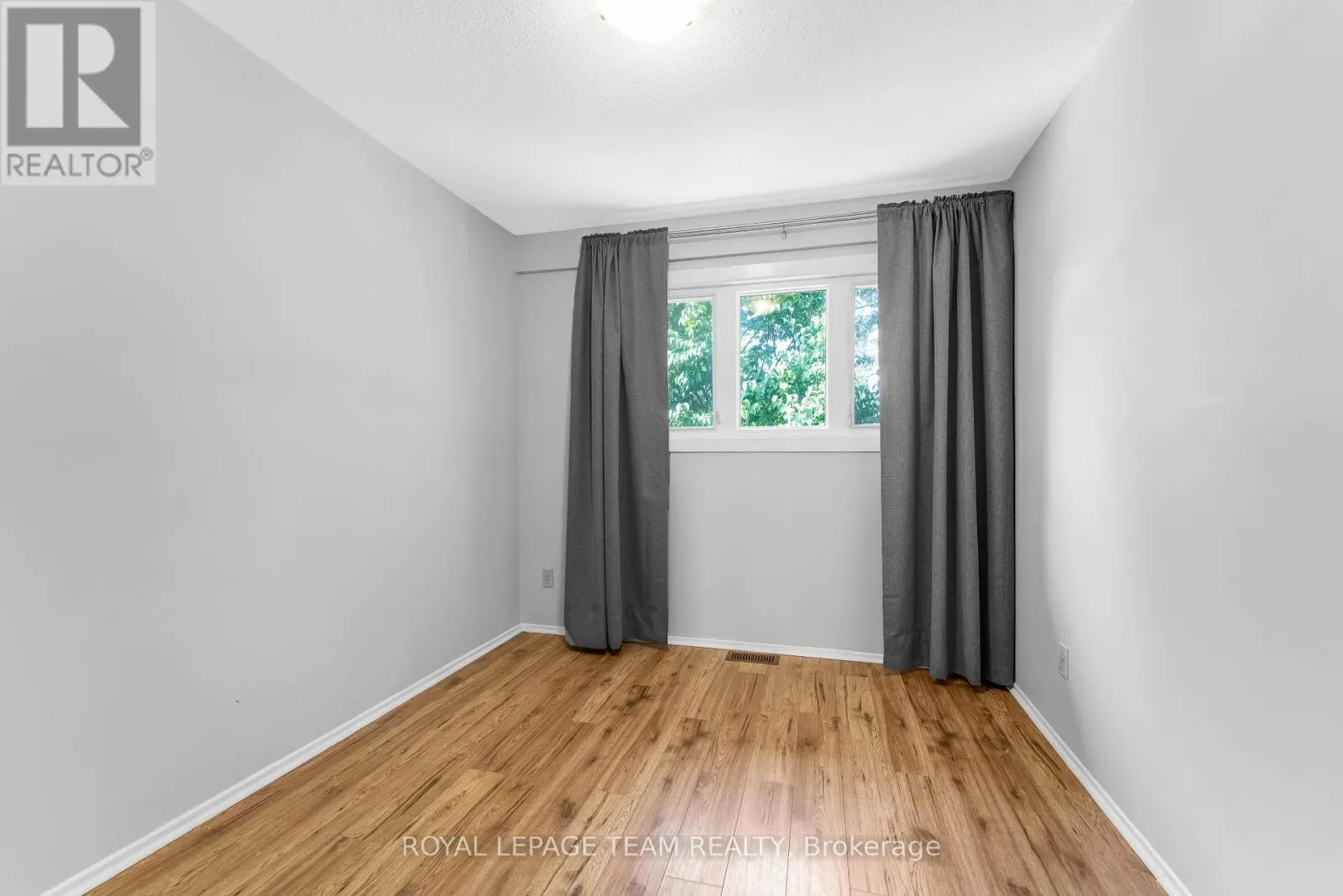 15 - 3691 ALBION ROAD