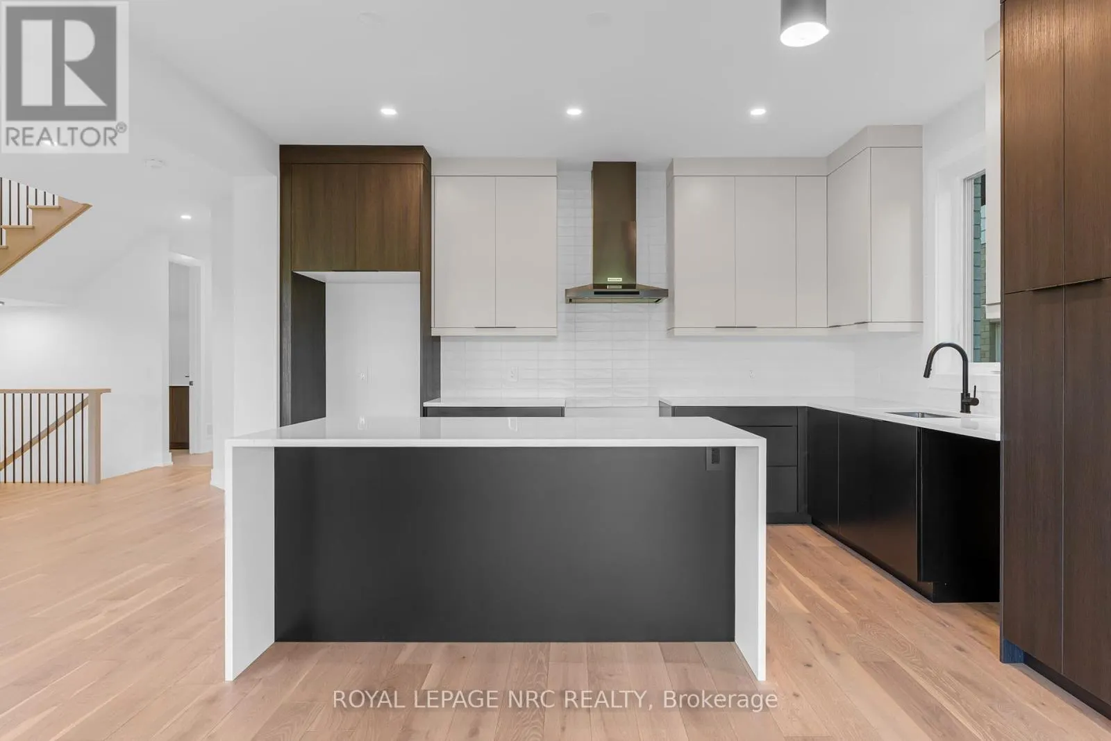 9 ARSENAULT CRESCENT